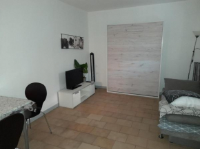 Studio Uzès parking proche centre ville